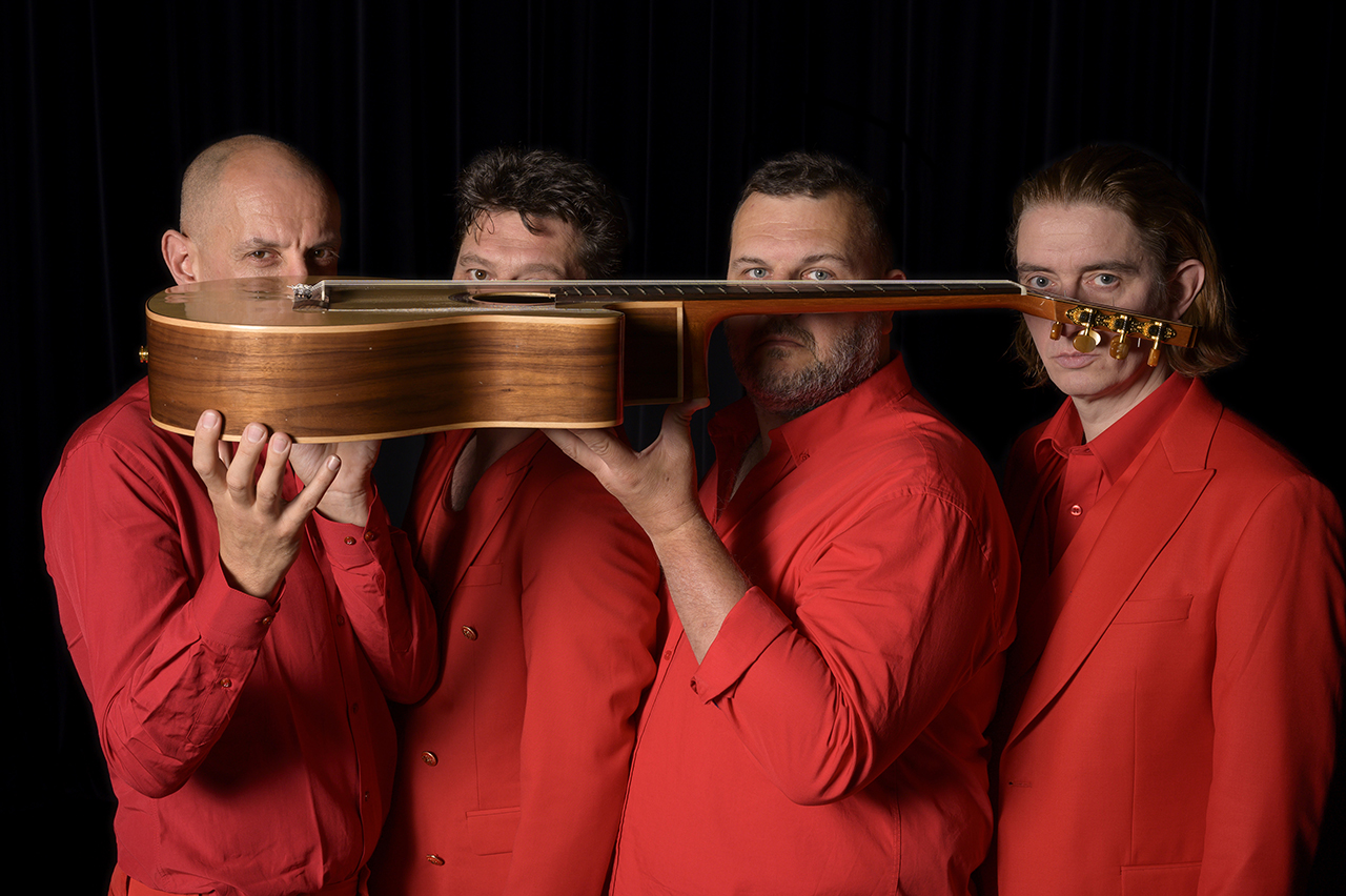 Paroles De Les Wriggles Poupine Et Thierry LES WRIGGLES - CONCERTS - Blue Line Productions